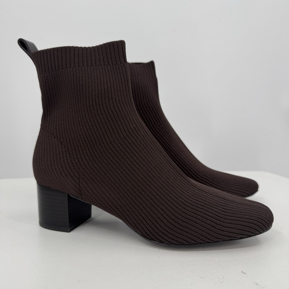 Everlane The Glove Boot in Brown size 9 Women's Stretch Rib Knit Ankle Bootie